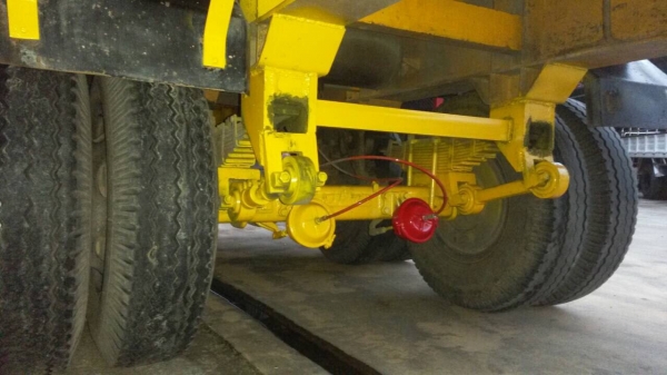 หางพื้นเรียบสองเพลา หางพื้นเรียบสองเพลา