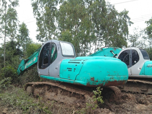 ขายรถแบคโฮ 1.KOBELCO SK200-Vsuper ราคา 850000 2.KOBELCO SK200-Vธรรมดา ราคา 800000 3.รถบรรทุก 10 ล้อเทรลเลอร์ มิตซู FN515A 165 แรงม้าเพลาเดี่ยว ราคา 470000