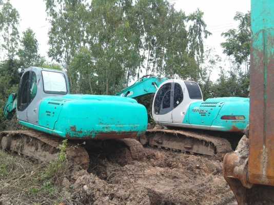 ขายรถแบคโฮ 1.KOBELCO SK200-Vsuper ราคา 850000 2.KOBELCO SK200-Vธรรมดา ราคา 800000 3.รถบรรทุก 10 ล้อเทรลเลอร์ มิตซู FN515A 165 แรงม้าเพลาเดี่ยว ราคา 470000