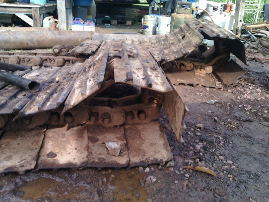 ขายโซ่แผ่นยาว 80 แผ่นไม่มีแตก บู๊ชมีสึก 1 ข้อครับ