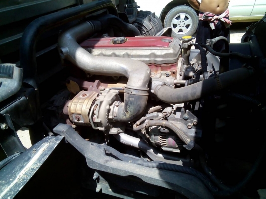 รถฮีโน่ 6 ล้อ ทูโถ้ 136 แรงม้า. ปี 51.   สนใจติดต่อ  081 - 6079515