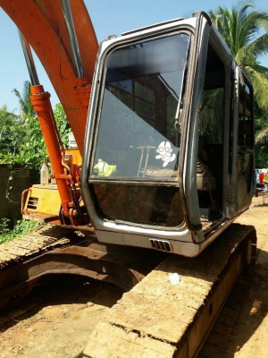 รถแบคโฮ  HITACHI EX 120-2 สภาพเก่านอก ไฟฟ้าครบ เอกสารอินวอยซ์