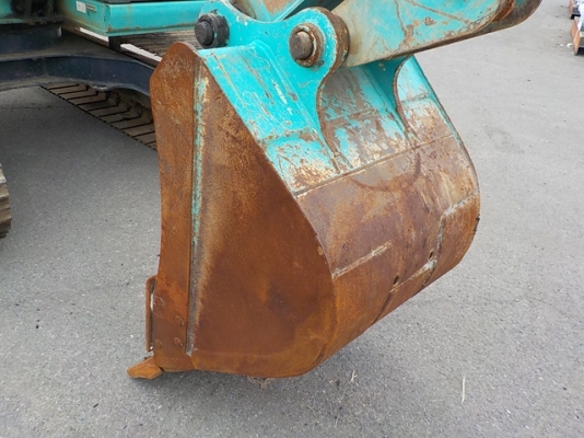 Kobelco SK135SR-1ES-YY04-07982 ใบแทร็ค 700 mm สภาพสวยถึงไทยเร็ว ๆ นี้ครับ