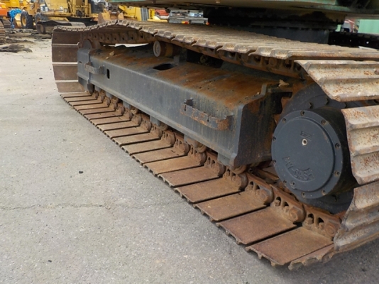 Kobelco SK135SR-1ES-YY04-07982 ใบแทร็ค 700 mm สภาพสวยถึงไทยเร็ว ๆ นี้ครับ