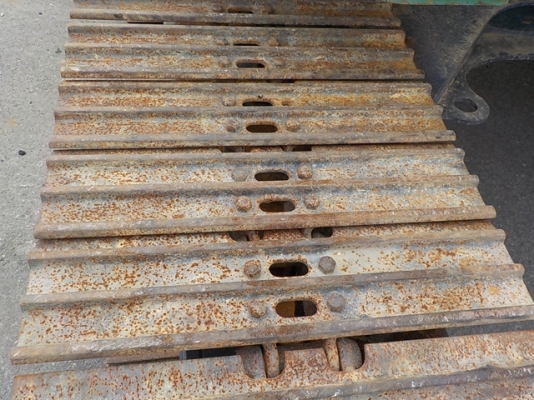 Kobelco SK135SR-1ES-YY04-07982 ใบแทร็ค 700 mm สภาพสวยถึงไทยเร็ว ๆ นี้ครับ