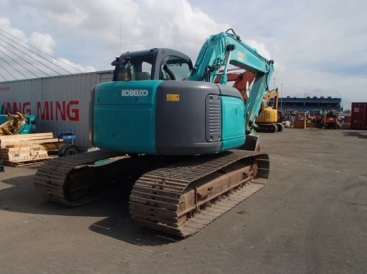 Kobelco SK135SR-1ES-YY04-07960 ใบแทร็ค 700 mm ใช้งานน้อย นำเข้าจากญี่ปุ่น