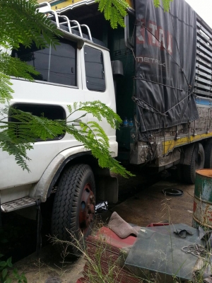 ขายสิบล้อ HINO F17สภาพพร้อมใช้งาน ยางดี คัชชีสวย เอกสารเล่มทะเบียนพร้อมโอน