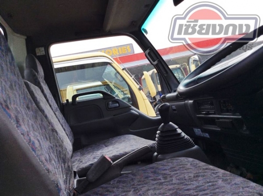 รถบรรทุก 6ล้อ ISUZU NPR การ์ตูน