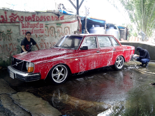 ขายวอลโว่244dl คลาสสิคเติ้ยๆครับ(หรือแลกรถกระบะครับ)