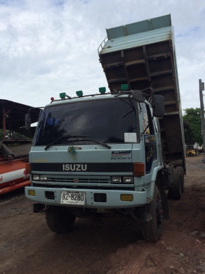 ขาย240ดั้มสามมิตรตัวหนังสือเล็ก มีระบบลากพ่วง สวยๆ ขาย สด ผ่อน