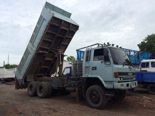 ขาย240ดั้มสามมิตรตัวหนังสือเล็ก มีระบบลากพ่วง สวยๆ ขาย สด ผ่อน