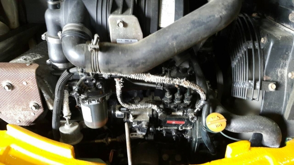 ขาย รถขุด KOMATSU รุ่น PC30MR มือสองญี่ปุ่น แทร็กเหล็กสวย สลักแน่น ทุกส่วน ทำงานไว มือถือ/LINE ID : 0818753444