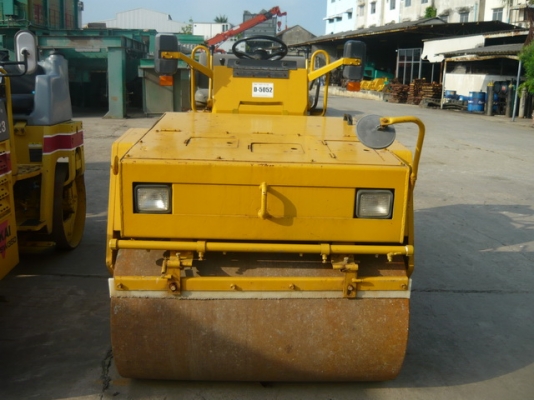 รถบดสั่นสะเทือน 3.5 ตัน Sakai SW350 สภาพเดิมๆ เนี๊ยบ สวย นำเข้าจากญี่ปุ่น 091 695-6445