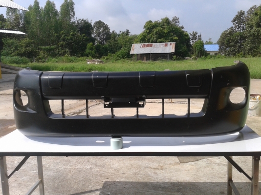 ต้องการขายกันชนหน้ารถยนต์ของแท้ถอด