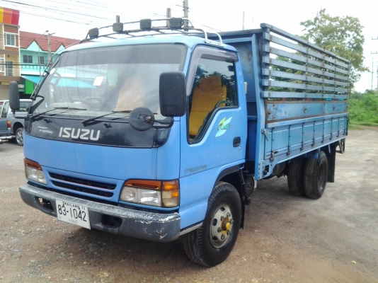 รถ 6 ล้อ สภาพ พร้อมใช้คับ