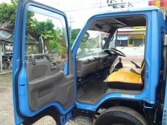 รถ 6 ล้อ สภาพ พร้อมใช้คับ