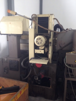 เครื่องเจียร์ไนราบ ขนาดใหญ่ ความละเอียดสูงระบบอัตโนมัติ ที่ใช้ในระบบอุตสาหกรรม ( มี 4 เครื่อง @ 55000 บาท)