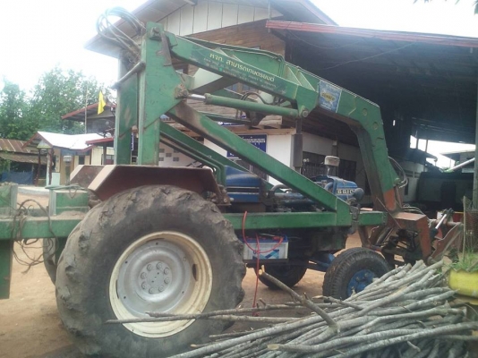 ขายรถคีบอ้อย FORD 6600 สภาพพร้อมใช้งาน สนใจโทร 090-8588220คุณนะ 093-3258446คุณบิว หรือเข้าดูสินค้าอื่นๆได้ที่ www.truck.in.th/498 หรือเพจFacebook ณรงค์ ซื้อขายรถมือสอง (เว็บไซต์ส่วนตัว) หรือFacebook ตลาดรถมือสอง คุณนะ