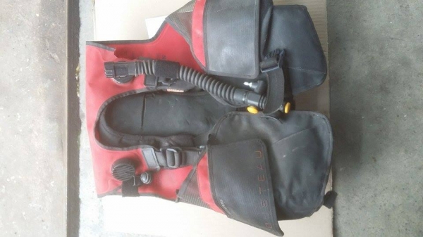 อุปกรณ์ดำน้ำมือสอง ติดต่อ 081-2687989