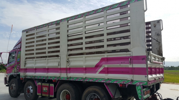 ขายรถพ่วง 20 ล้อ แม่.ลูก กระบะเหล็กคอกเกษตรไม่ดั้ม HINO 260 ปี.48 เครื่องแน้น เกียร์ดี ยางไม่สวย ราคา1600000 สนใจรีบจองด่วน