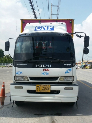 isuzu ตู้แห้ง 10 บาน ปี 2550
