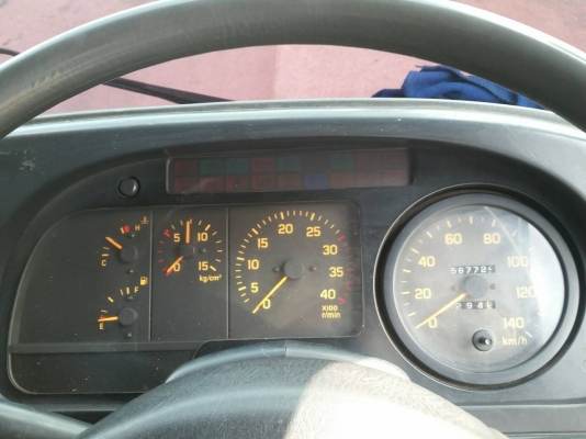 isuzu ตู้แห้ง 10 บาน ปี 2550