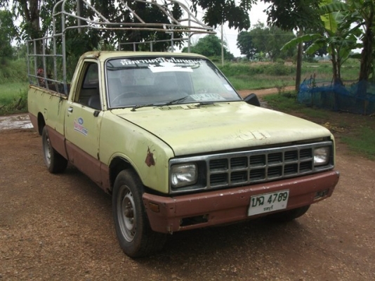 ขายรถ ISUZU 2200 แคซซีดี เอกสารพร้อมโอน ราคา 28000 บาท