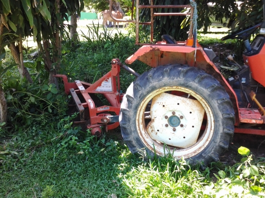 ขายตามสภาพรถไถคูโบต้า18มีดันหน้ามีผาลหลังลดเหลือ55000บาท