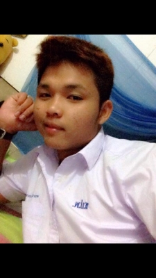 ผู้ต้องหาหลบหนี หมายจับนายกิติศักด์ อุเบกขานนท์ หรือโอ๊ค /เอ๊กซ์ (เเบงค์หนองคาย)พร้อมพวก นายธงชัยหล่ำเเก้ว เจ้าของบัญชี ผู้ต้องหาหลบหนี หมายจับนายกิติศักด์ อุเบกขานนท์ หรือโอ๊ค /เอ๊กซ์ (เเบงค์หนองคาย)พร้อมพวก นายธงชัยหล่ำเเก้ว เจ้าของบัญชี