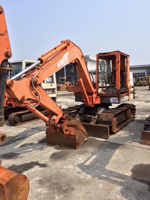 KOBOTA KH-120 ขนาด pc-50 เครื่อง 4 สูบ รถเก่านอกแท้ มีเอกสารพร้อม ติดต่อ 085-5632278 นายภานุกูล ( ราคาต่อรองได้ )