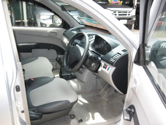 กระบะCNG มือสอง สภาพเยี่ยม ใช้งานน้อย สนใจโทรเลยค่ะ 098-919-0159