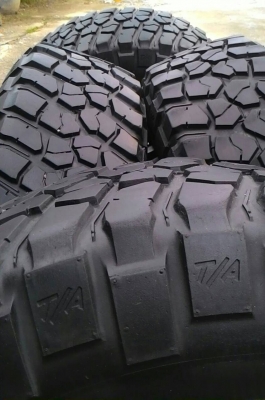 ขาย BF Mud 265/75R16 พร้อมล้อ Bradley V ขาย BF Mud 265/75R16 พร้อมล้อ Bradley V