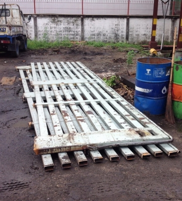 ขาย แผงข้างรถ 6 ล้อ ขาย แผงข้างรถ 6 ล้อ