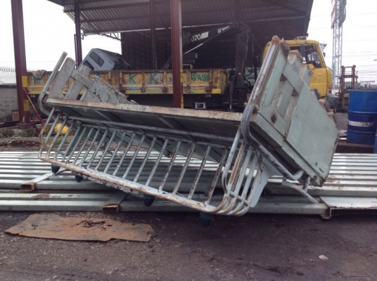 ขาย แผงข้างรถ 6 ล้อ ขาย แผงข้างรถ 6 ล้อ