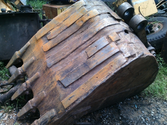 ขายปุ้งกีตัดออกจาก Cat 200Bื ตามสภาพครับ