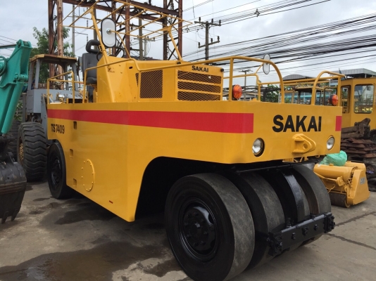 ขายด่วนรถบดล้อยาง9ล้อSAKAI TS7409 พร้อมใช้งาน เอกสารเล่มทะเบียน