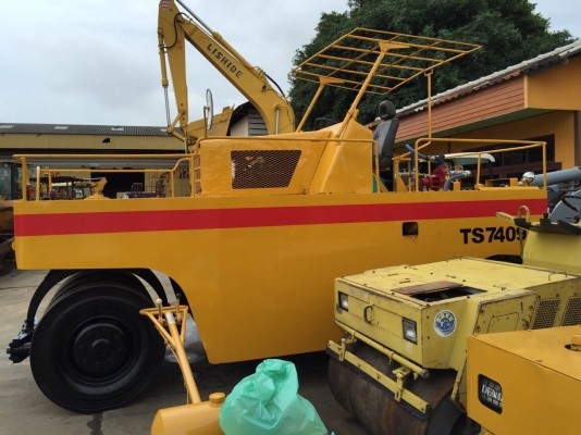 ขายด่วนรถบดล้อยาง9ล้อSAKAI TS7409 พร้อมใช้งาน เอกสารเล่มทะเบียน