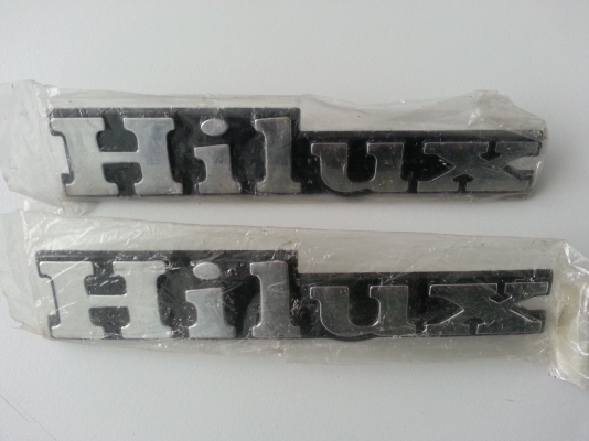 โลโก้ Hilux ม้ากระโดด (RN30)