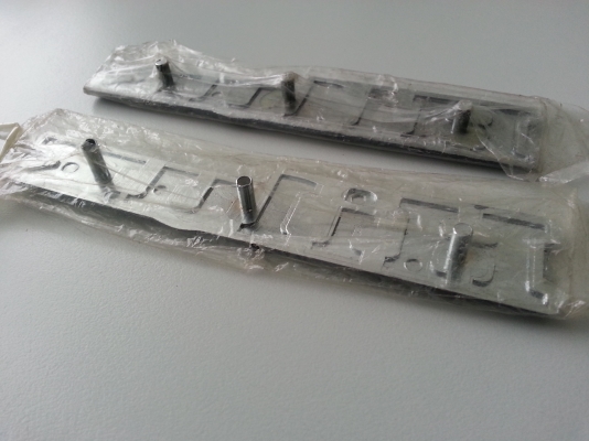 โลโก้ Hilux ม้ากระโดด (RN30) โลโก้ Hilux ม้ากระโดด (RN30)