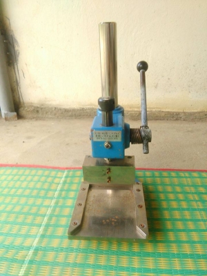 Hand press Hand press