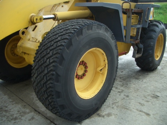 รถตัก WA100-3 #55691 รถนำเข้าจากญี่ปุ่นค่ะ สนใจติดต่อ ใหม่ 061-4194022