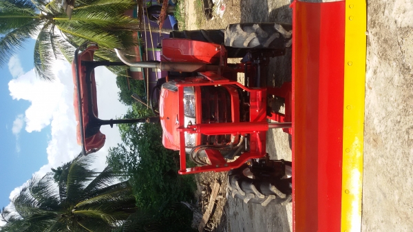 รถไถยันม่าร์ พร้อมไช้งานรถ อยู่วังบัว คลองขลุง กำแพงเพชร   มีไบมีดหน้าหนึ่งอัน ราคา295000บาท รถอยู่วังบัว อ.คลองขลุง จ.กำแพงเพชร สนใจสอบุถามได้ที่081 3655997 อำพร  พาเจริญ  ราคาต่อรองได้อีกนะครับ