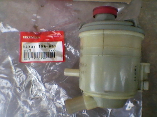 กระปุกน้ำมันเพาเวอร์HONDA CIVIC ฮอนด้าซีวิค ตัวไฟท้าย8เหลี่ยม แถมท่อยางให้ 500บาท ของไม่เสีย ศูนย์แม่งเปลี่ยนหมด TEL0890671028อยู่ดอนเมือง IDline arnat1028