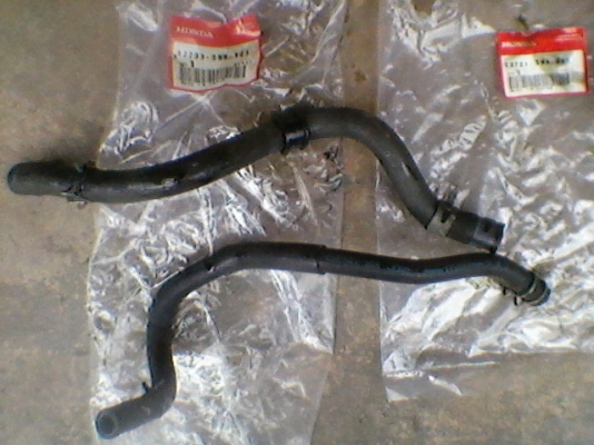 กระปุกน้ำมันเพาเวอร์HONDA CIVIC ฮอนด้าซีวิค ตัวไฟท้าย8เหลี่ยม แถมท่อยางให้ 500บาท ของไม่เสีย ศูนย์แม่งเปลี่ยนหมด TEL0890671028อยู่ดอนเมือง IDline arnat1028