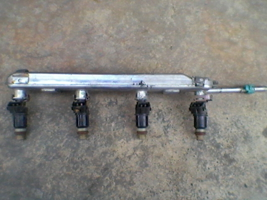 ราว กับหัวฉีดเดิมๆ HONDA CITY JAZZฮอนด้าซิตี้ แจ๊ส  1000บาท TEL0890671028อยู่ดอนเมือง IDline arnat1028