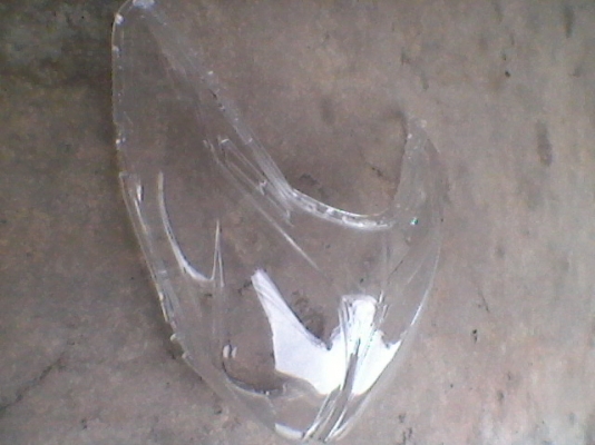 หน้ากากใส MIOมีโอ  300บาท TEL0890671028อยู่ดอนเมือง IDline arnat1028