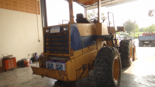 ขายด่วน รถตัก KOMATSU WA100-1