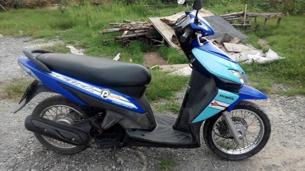 ขาย honda click play