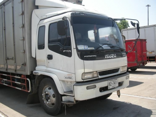 ขายรถ ISUZU  FTR 200 แรงปี 49 รถ 7.20 ตู้ 10 บาน 098-4905052