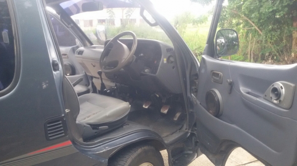 toyota hiace ปี96 toyota hiace ปี96